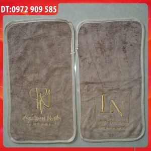 CUNG CẤP KHĂN Lush Nail Bar và Pavilion Nails